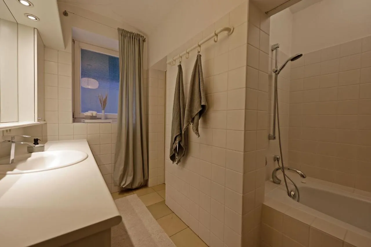 Paterre Wohnung In Der Rosa Villa Selb Apartment